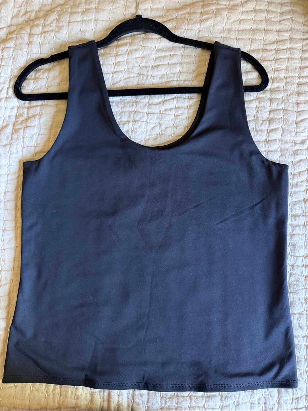 Versona Black Scoop Neck Tank